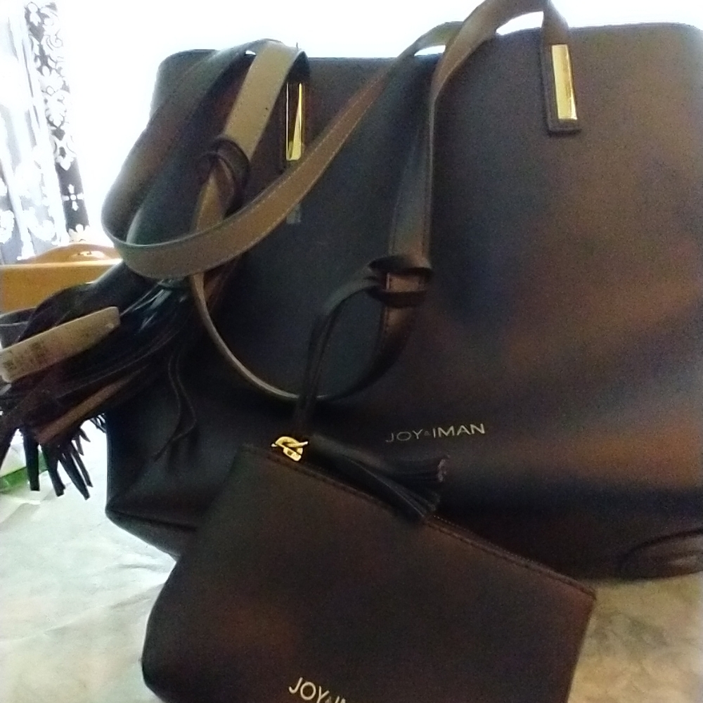 Joy & iman purse with small makeup purse